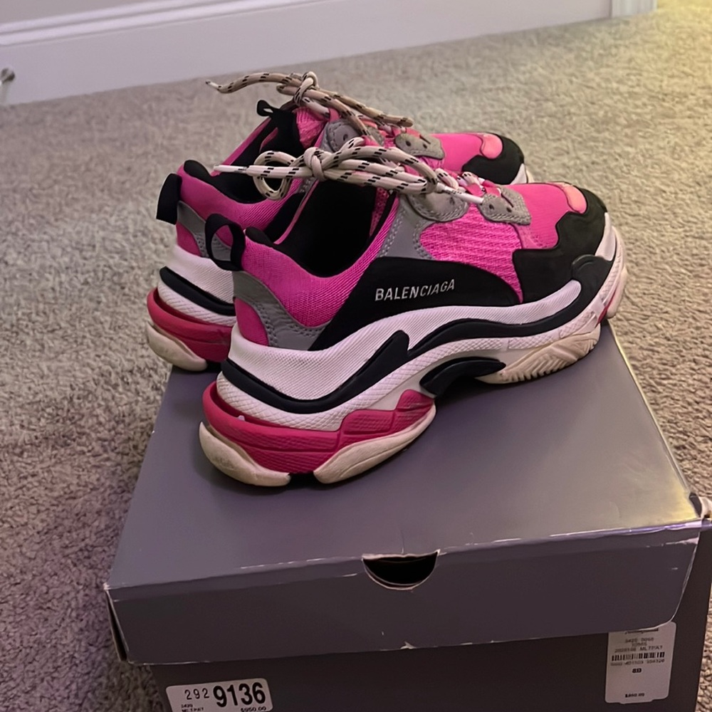 Women’s Balenciaga triple S sneakers